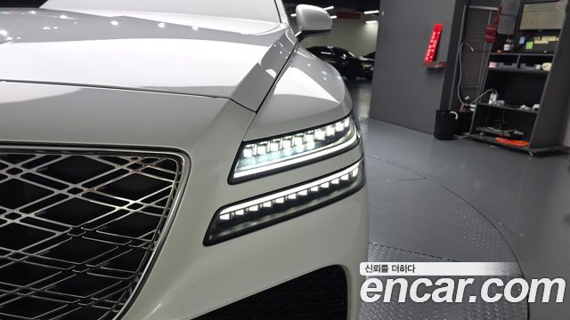 Genesis GV80 2025 — photo 8