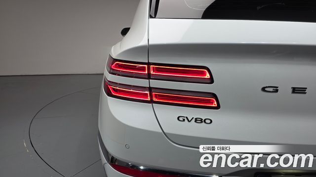 Genesis GV80 2025 — photo 9