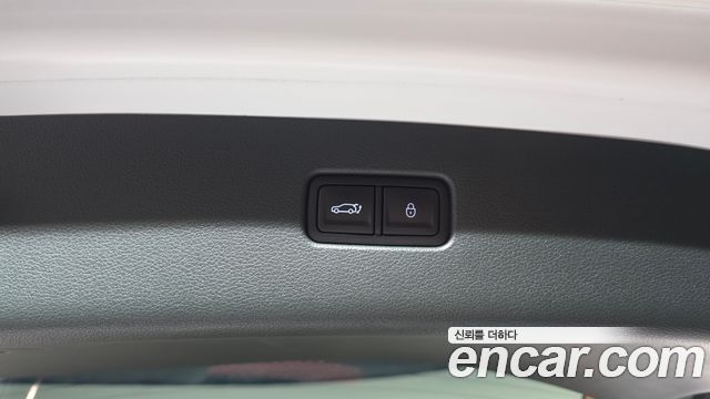 Genesis GV80 2025 — photo 28