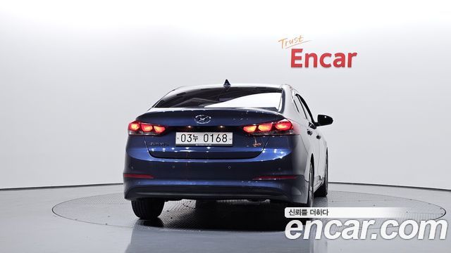 Hyundai AVANTE 2017 — photo 4