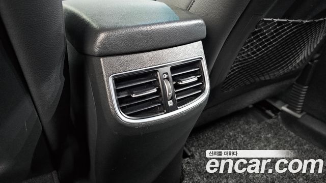 Hyundai AVANTE 2017 — photo 27
