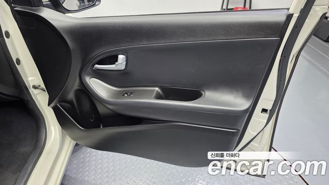 Kia morning 2016 — photo 14