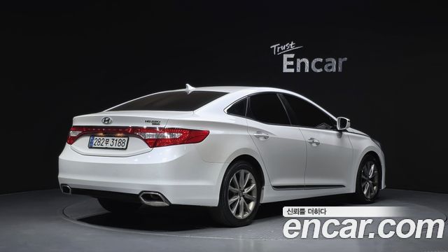 Hyundai Grandeur 2015 — photo 2