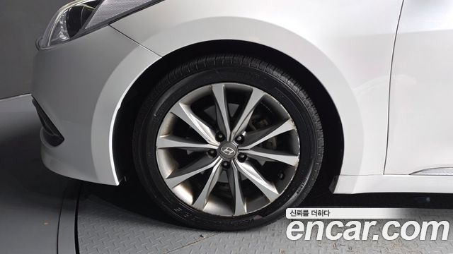 Hyundai Grandeur 2015 — photo 5
