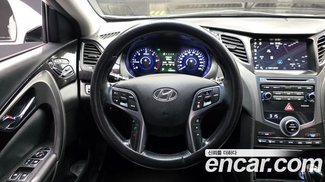 Hyundai Grandeur 2015 — photo 13