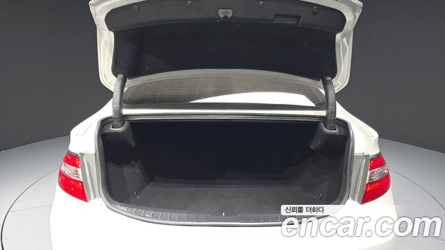 Hyundai Grandeur 2015 — photo 20