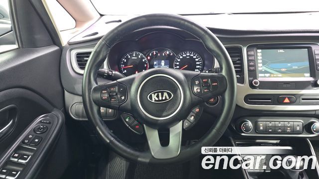 Kia Carens 2018 — photo 19