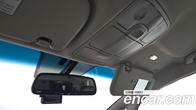 Kia Carens 2018 — photo 25