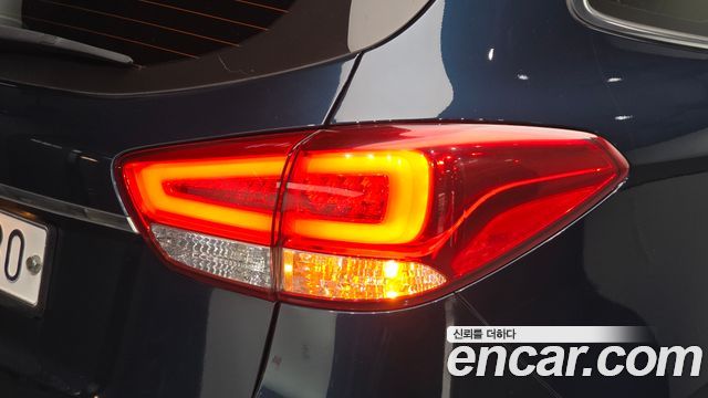 Kia Carens 2018 — photo 9