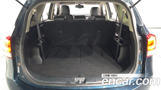 Kia Carens 2018 — photo 30