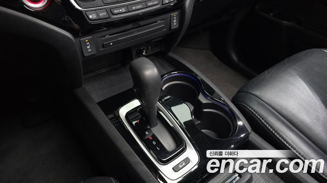 Honda Pilot 2017 — photo 12