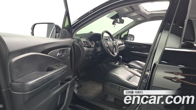 Honda Pilot 2017 — photo 13