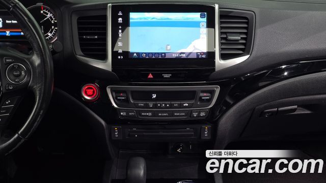 Honda Pilot 2017 — photo 20