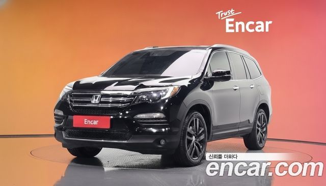 Honda Pilot 2017 — photo 1