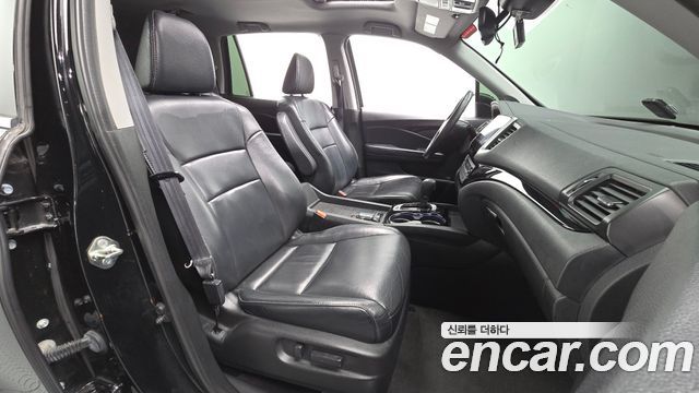 Honda Pilot 2017 — photo 16