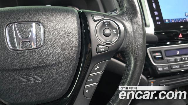 Honda Pilot 2017 — photo 27
