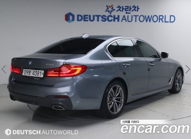 BMW 5-Series 2018 — photo 2