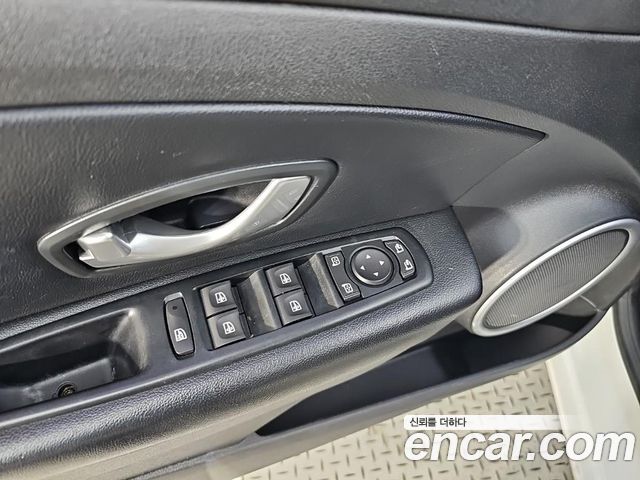 Renault Korea SM3 2016 — photo 17