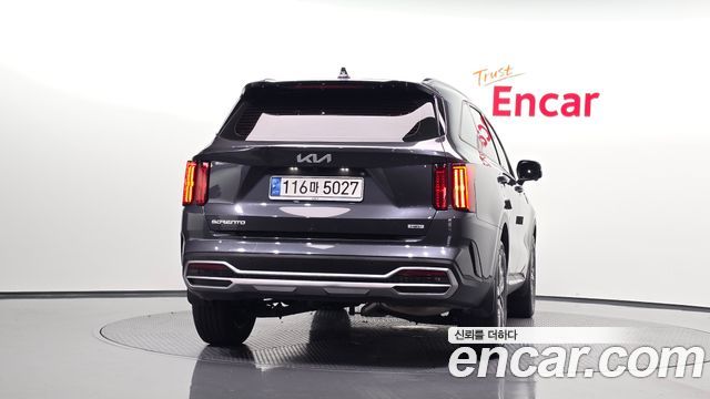 Kia Sorento 2023 — photo 4