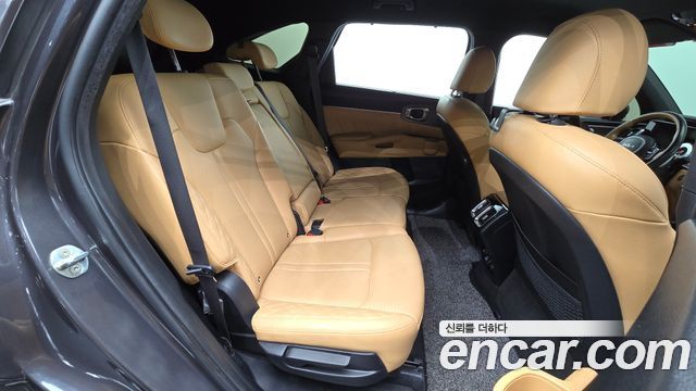 Kia Sorento 2023 — photo 18