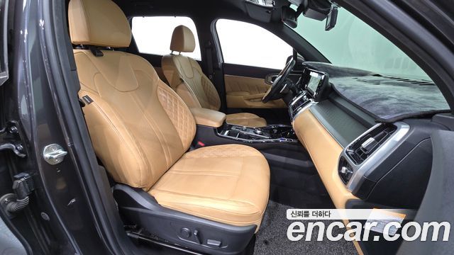Kia Sorento 2023 — photo 16