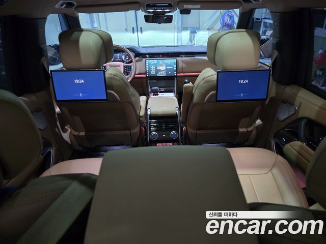Land Rover Range Rover 2026 — photo 14