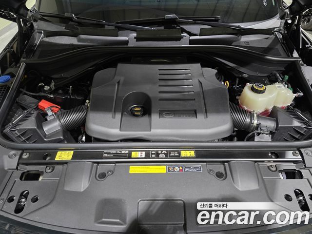 Land Rover Range Rover 2026 — photo 16