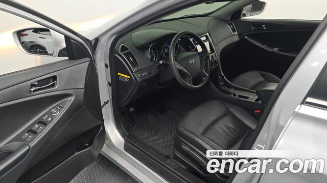 Hyundai Sonata 2014 — photo 10
