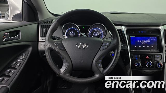 Hyundai Sonata 2014 — photo 12