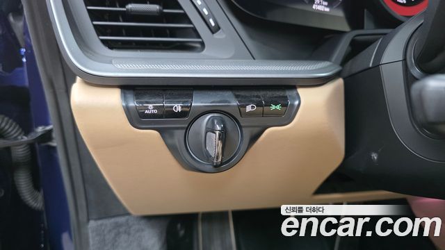 Porsche 911 2021 — photo 23