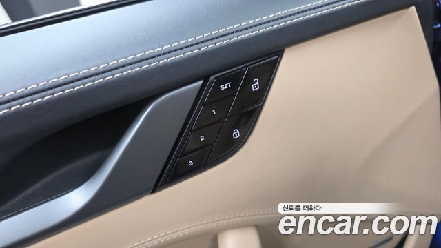 Porsche 911 2021 — photo 28