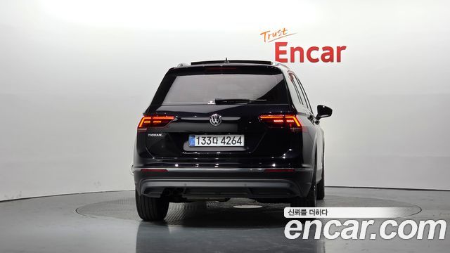 Volkswagen Tiguan 2020 — photo 4