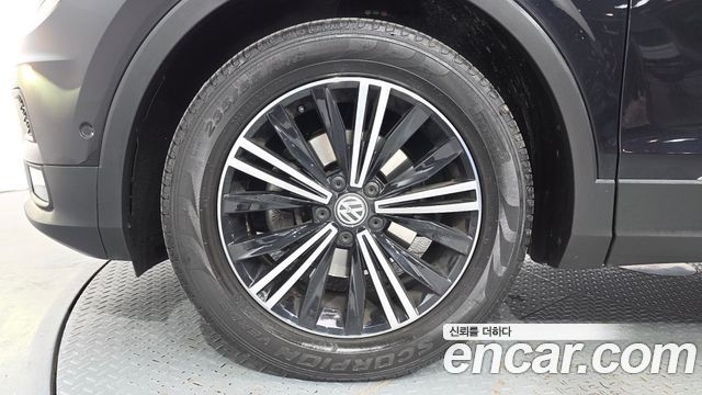 Volkswagen Tiguan 2020 — photo 5