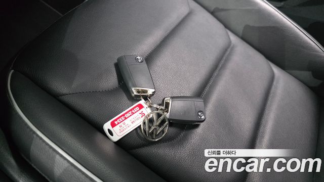 Volkswagen Tiguan 2020 — photo 23