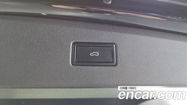 Volkswagen Tiguan 2020 — photo 25