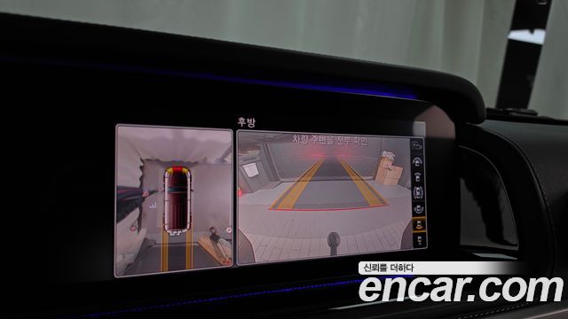 Mercedes-Benz G-Class 2021 — photo 21