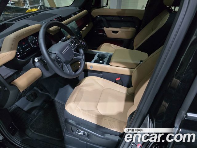 Land Rover Defender 2026 — photo 8