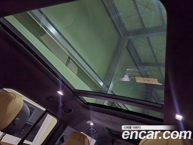Land Rover Defender 2026 — photo 11