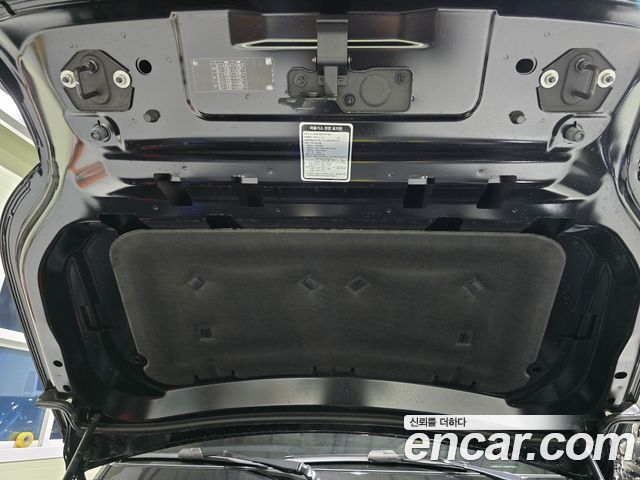 Land Rover Defender 2026 — photo 17