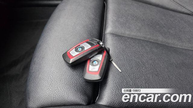 BMW 1-Series 2017 — photo 26