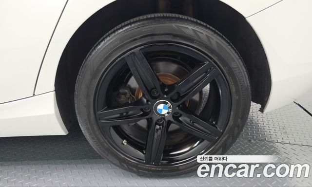BMW 1-Series 2017 — photo 7