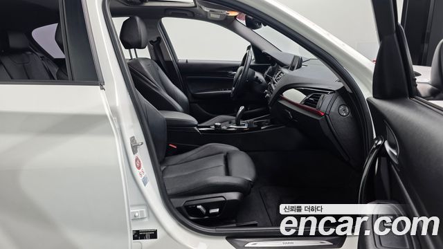 BMW 1-Series 2017 — photo 16