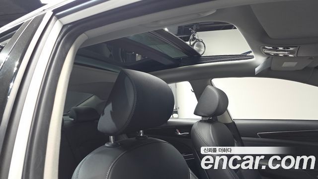 Kia K7 2019 — photo 22