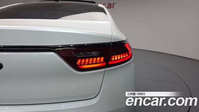 Kia K7 2019 — photo 9
