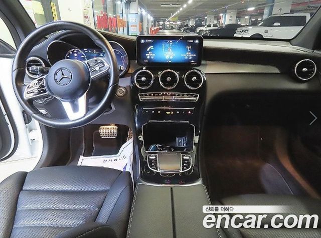 Mercedes-Benz GLC-Class 2021 — photo 10