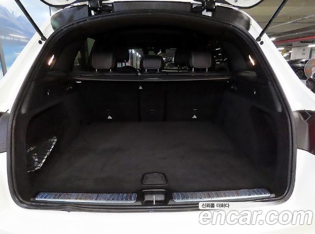 Mercedes-Benz GLC-Class 2021 — photo 16