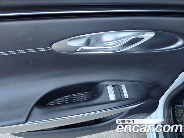 Genesis GV70 2024 — photo 8