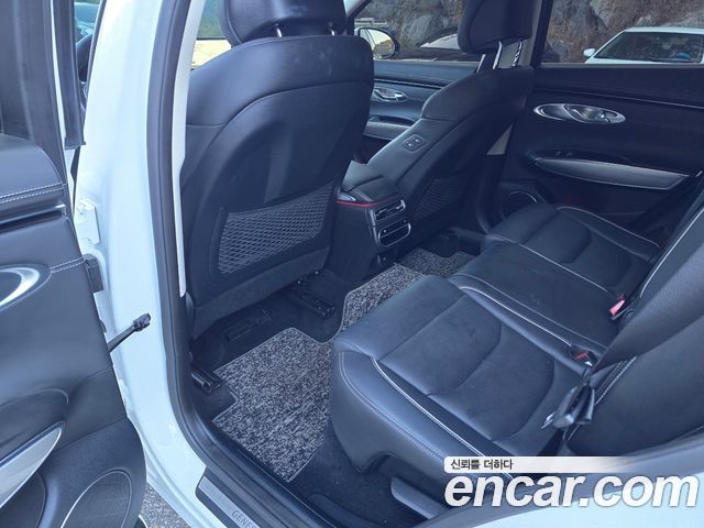 Genesis GV70 2024 — photo 10