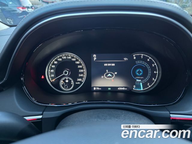 Genesis GV70 2024 — photo 14