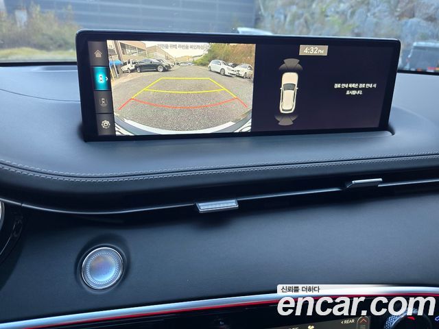 Genesis GV70 2024 — photo 15